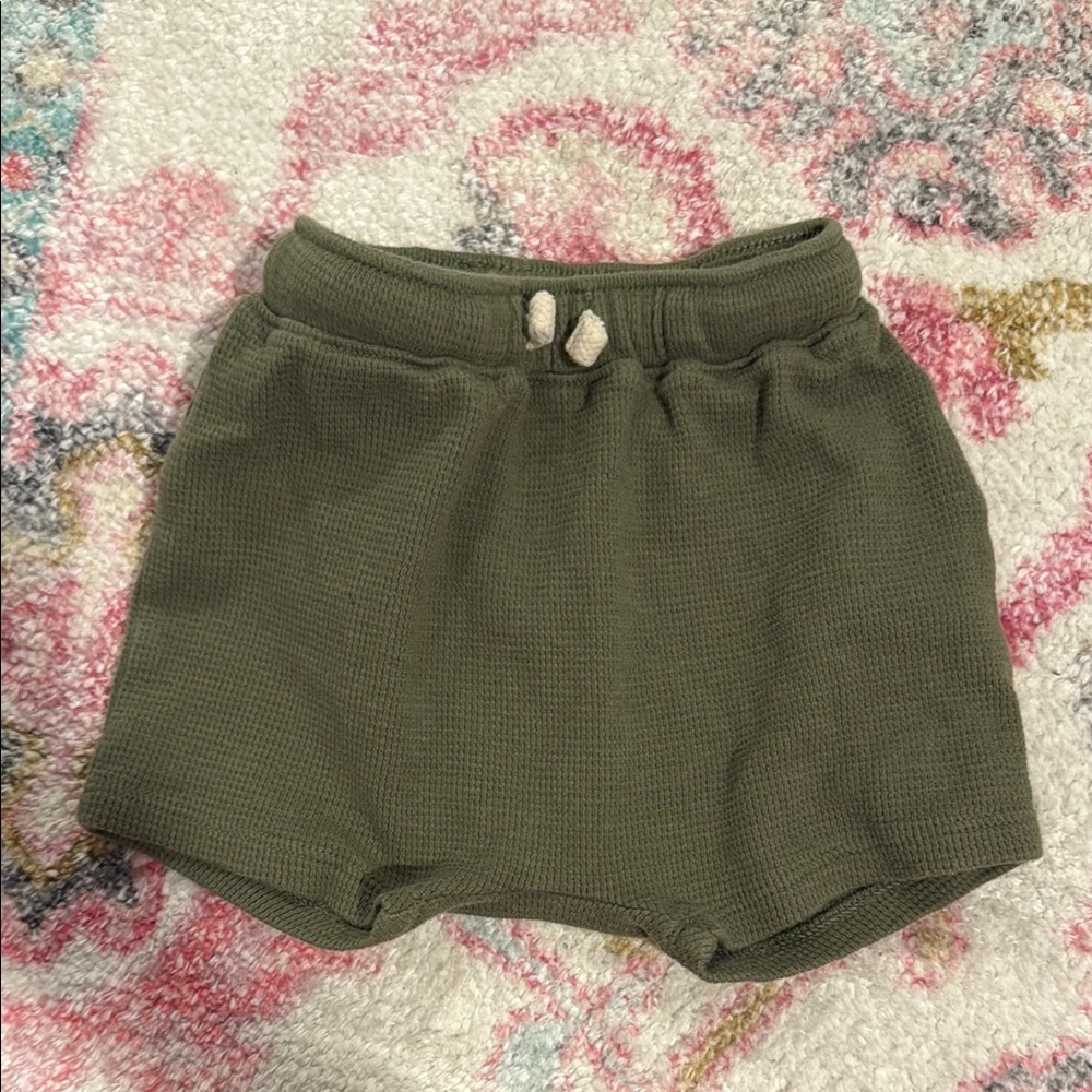 Green Casual Lounge Shorts with Elastic Waistband